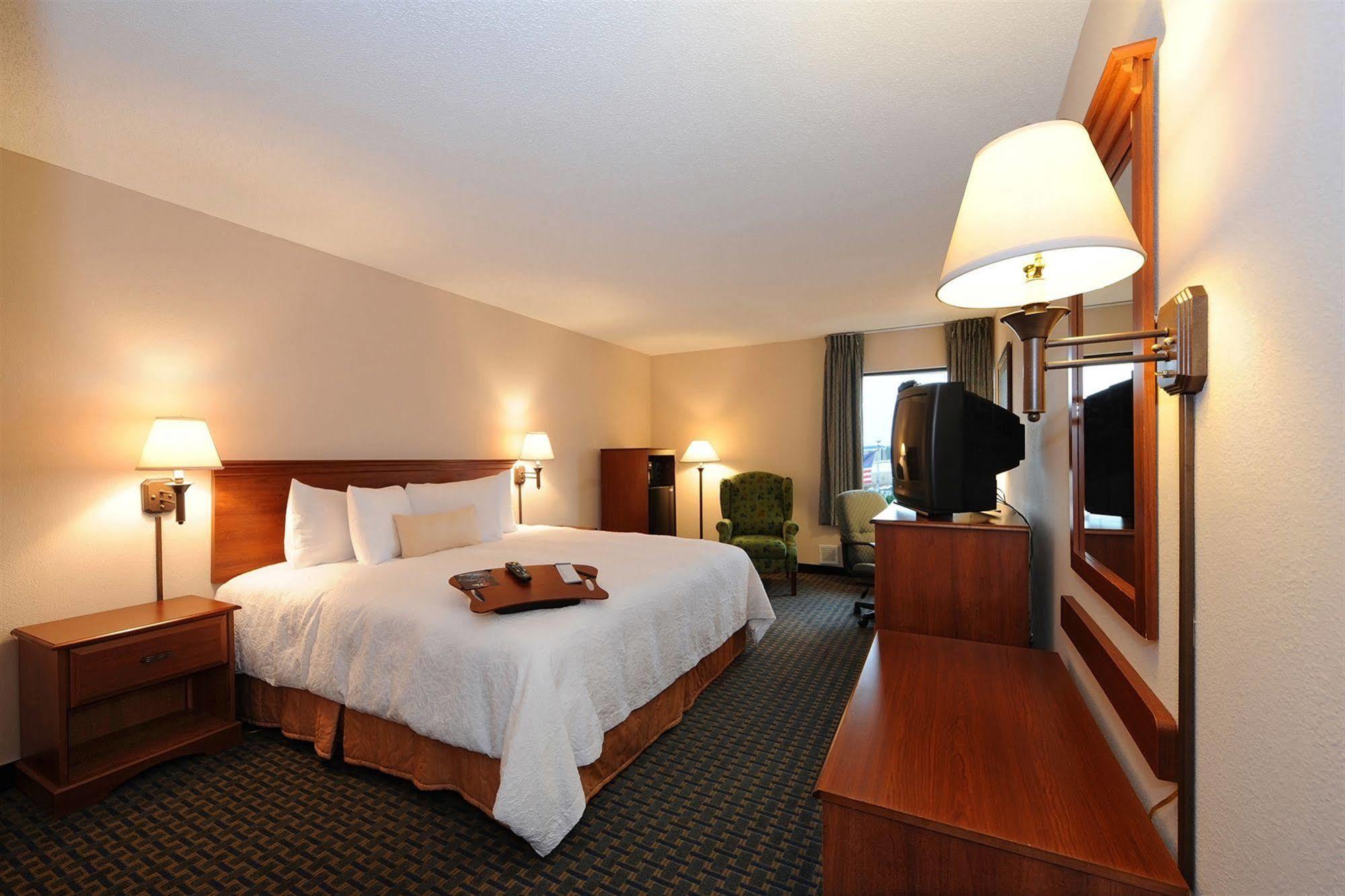 Hampton Inn Hotel Atlanta-Southlake Морроу Экстерьер фото